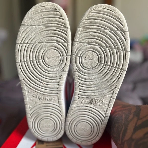 Kids Nike court boroughs Multicolor Sneakers SIZE 5.5 GRADE SCHOOL - Picture 5 of 5